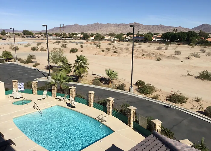 Comfort And I-8 4* Yuma
