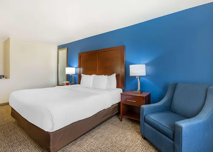 Comfort And I-8 Hotel Yuma